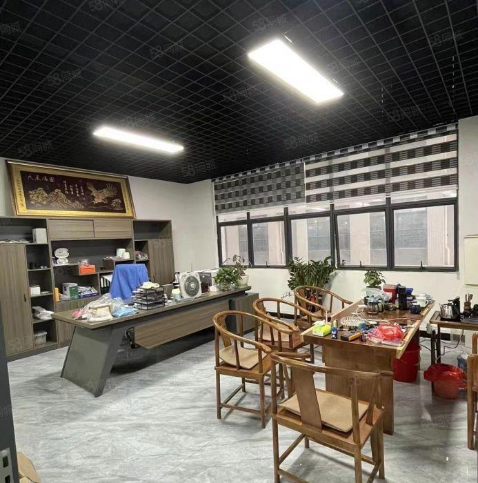 大朗高薪科技园新出二楼3250平精装修厂房水电齐全无需转让费