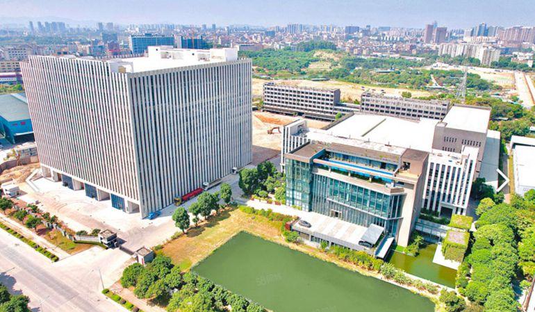 大朗富民工业城1楼2800平6米高带行车厂房仓库出租