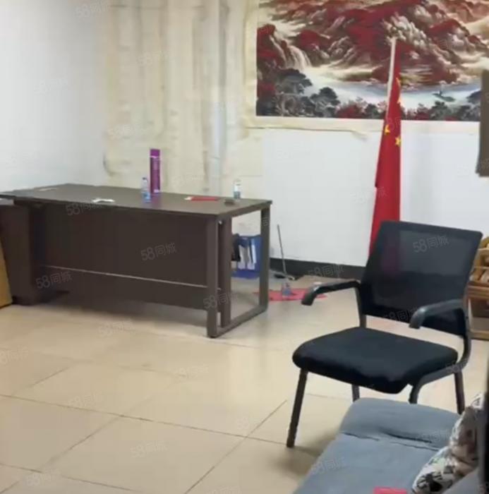 大朗新马莲单一层钢结构砖墙到顶750平厂房出租现成办公室