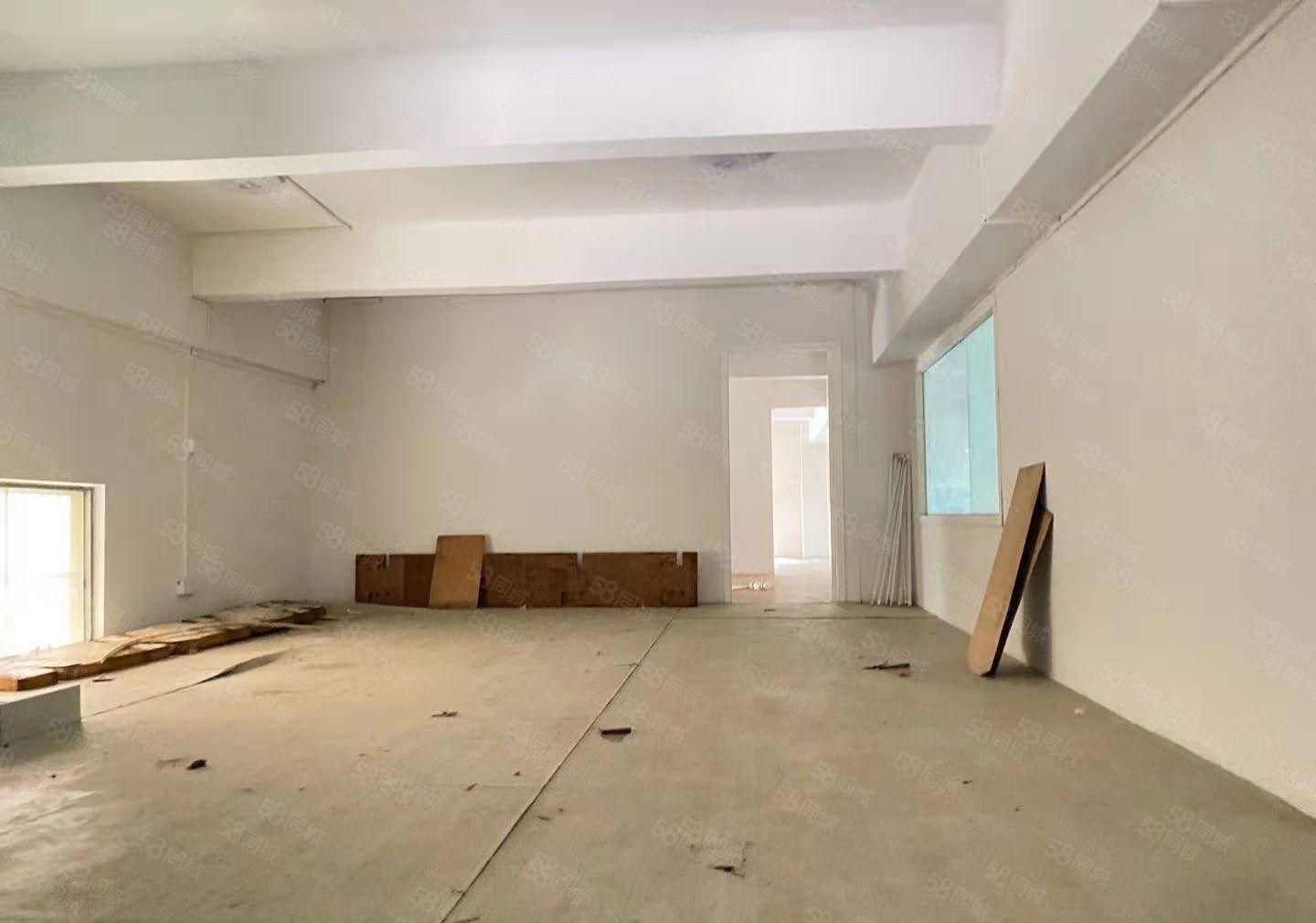 大朗高英莞樟路旁原房东独院二楼1100平九成新厂房出租有红本