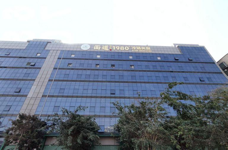 大朗竹山现成1700平装修厂房出租，领包入住，适合电商贸易