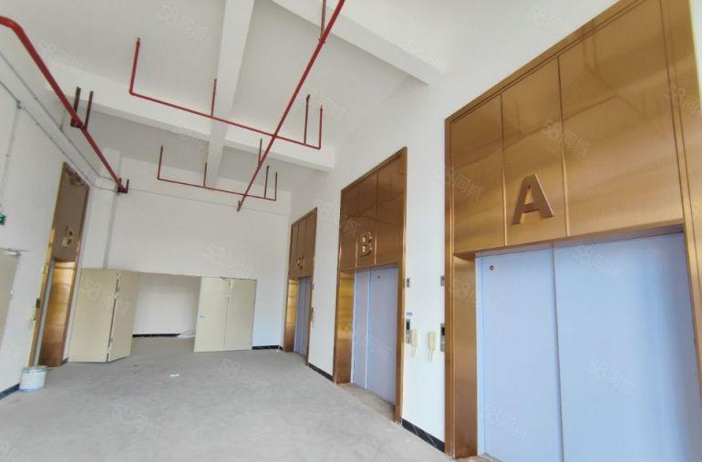 大朗一手本地房东自建红本厂房1至2楼6000平米。