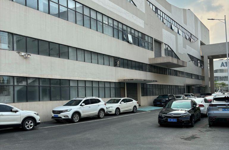 东莞大朗镇独栋标准厂房出租7800平方原房东实际面积水电齐全