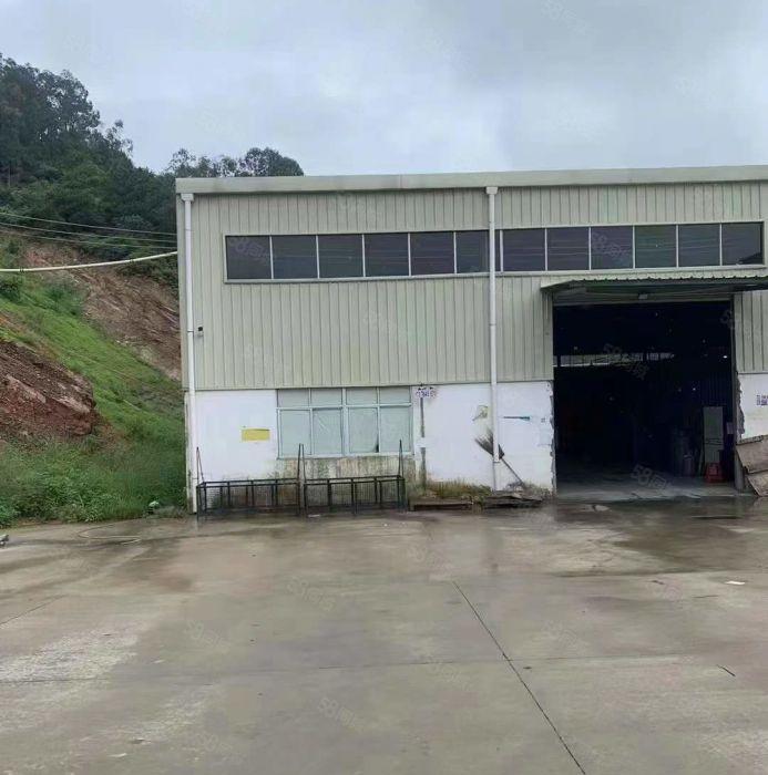 大朗新出靠山边独院800平方单一层，可以做喷粉抽粒破碎等