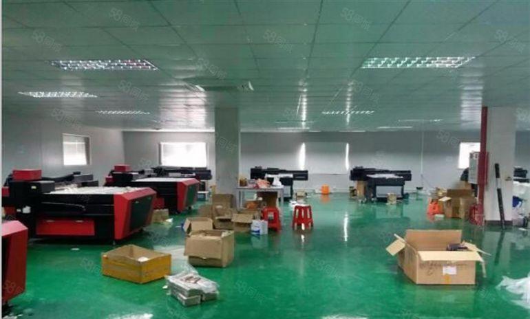 超漂亮 大朗犀牛坡楼上700平方电梯厂房 9元带电梯