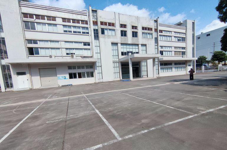 大朗原房东标准独院厂房 带红本精装修 大小可分租 适合各行业