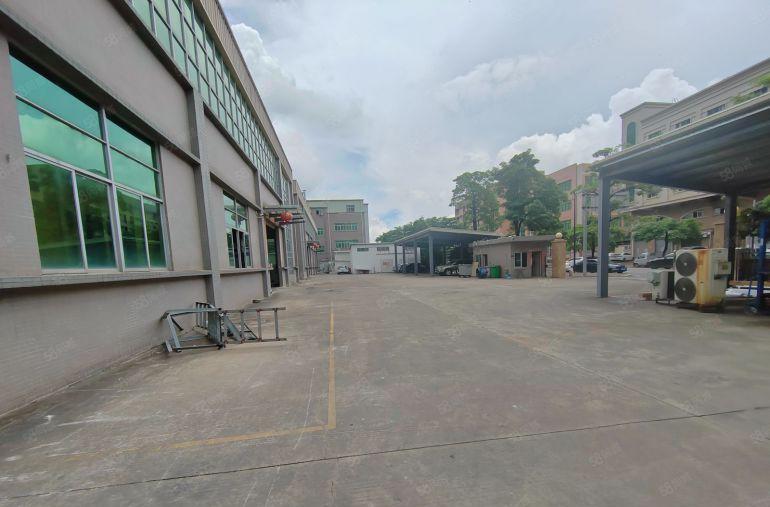 大朗镇独门独院钢架结构厂房10000，交通方便，形象好