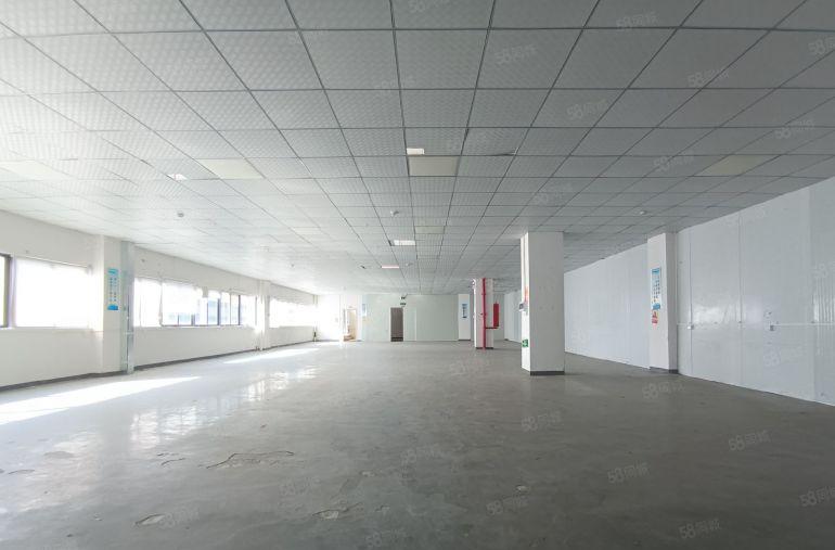 大朗楼上现成装修1130平，实际面积出租价格10元，靠近高速