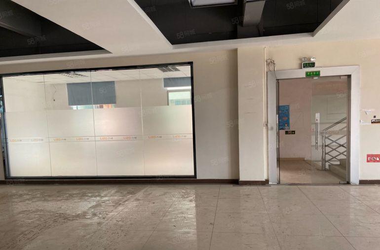 大朗象山工业园原房东厂房出租三楼1600平带装修现成办公室