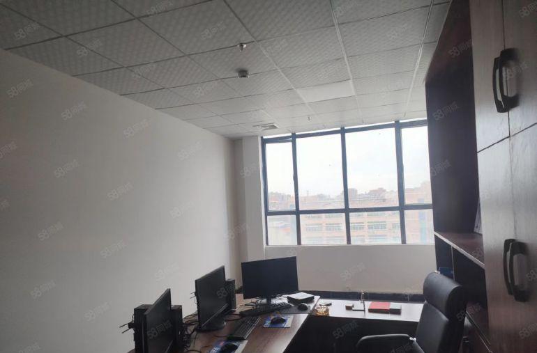 大朗原房东1000平精装修厂房出租，适合抖音电商贸易，展厅等