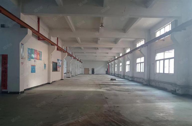 大朗新出标准一楼1700平方，高度6米，现成两部3吨航车