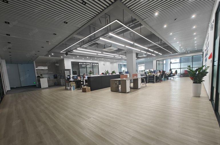 大岭山原房东带装修单一层钢构1000平米，高10米