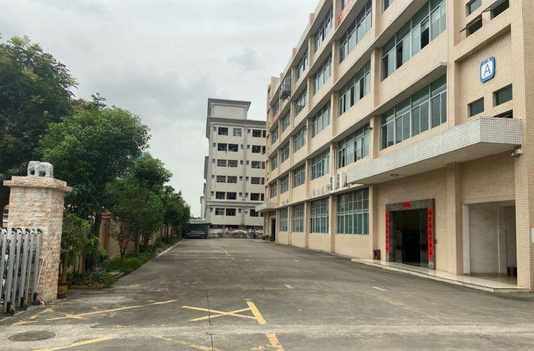 大朗象山工业园原房东厂房出租三楼1600平带装修现成办公室