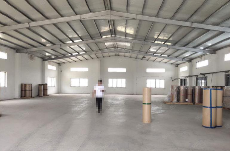 大朗新空单一层钢构厂房出租，800平实际面积空地大原房东