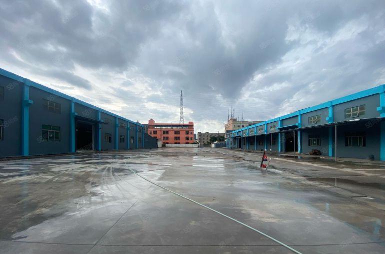 超大空地独院单一层6900平方，滴水8米，现成3部航车