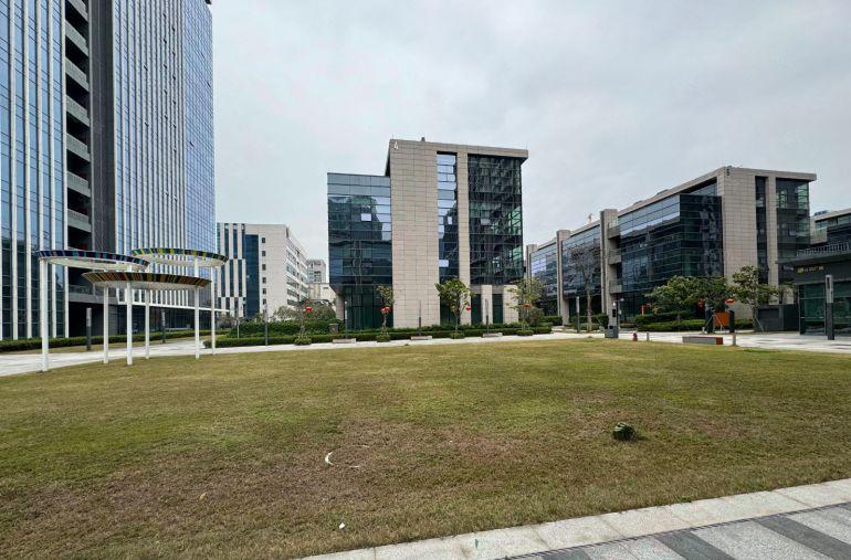 松山湖写字楼出租，享受松山湖补贴政策，形象好配套齐全价格优惠