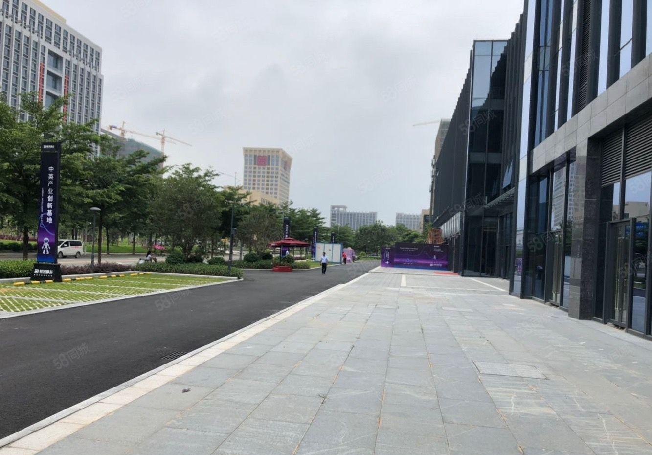 松山湖研发生产办公楼 承重一吨 大货梯 9成使用率 免租1年