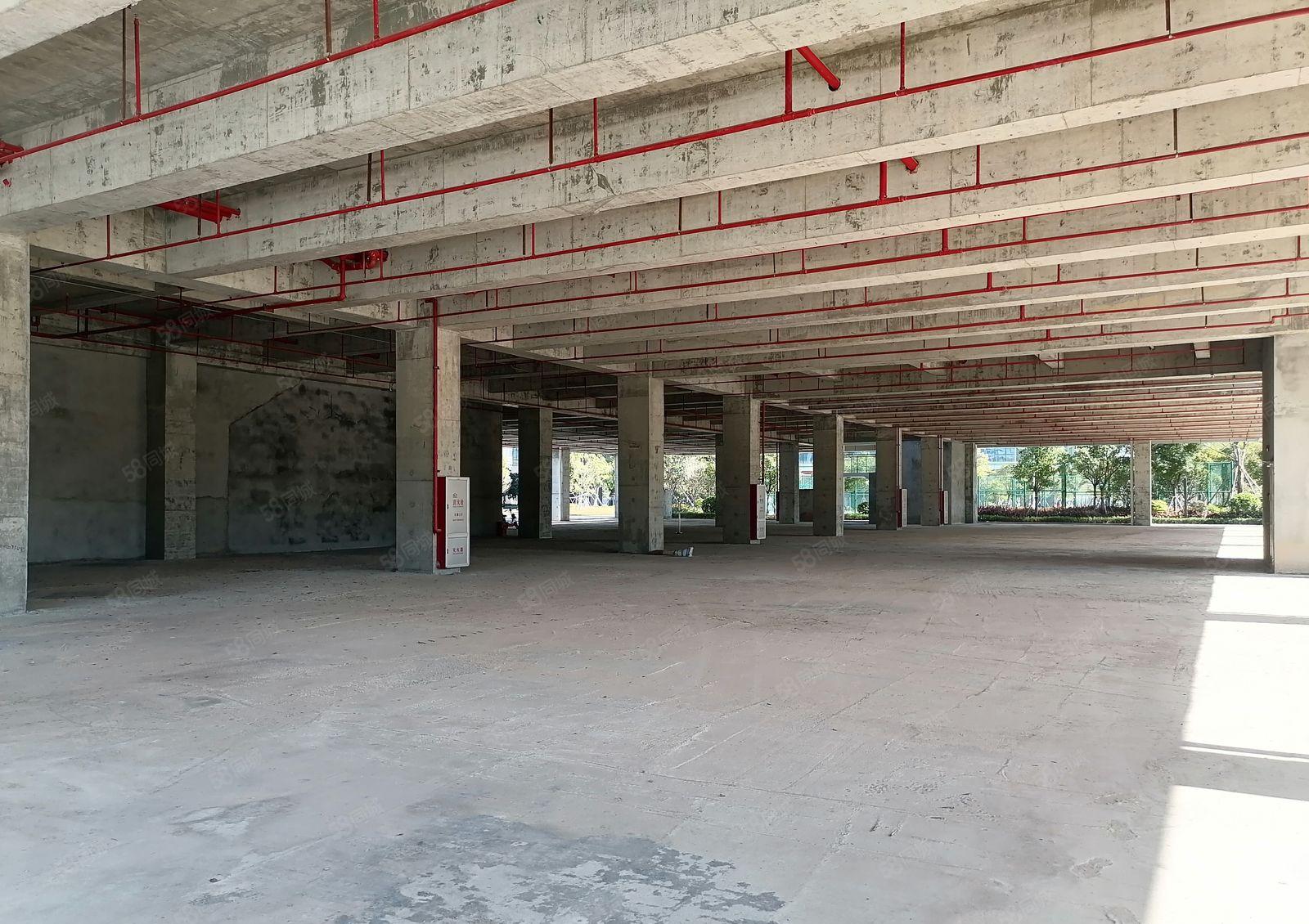 松山湖新城大道边可做4S店独栋，形象好空地超大，价格优惠