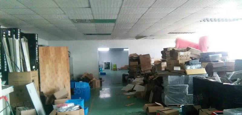黄江靠深圳新出标准厂房三楼整层带装修1300平米