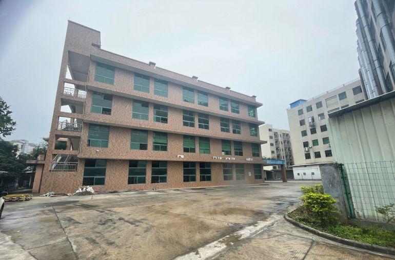 黄江镇临深原房东独院厂房7500平低价出租超大空地