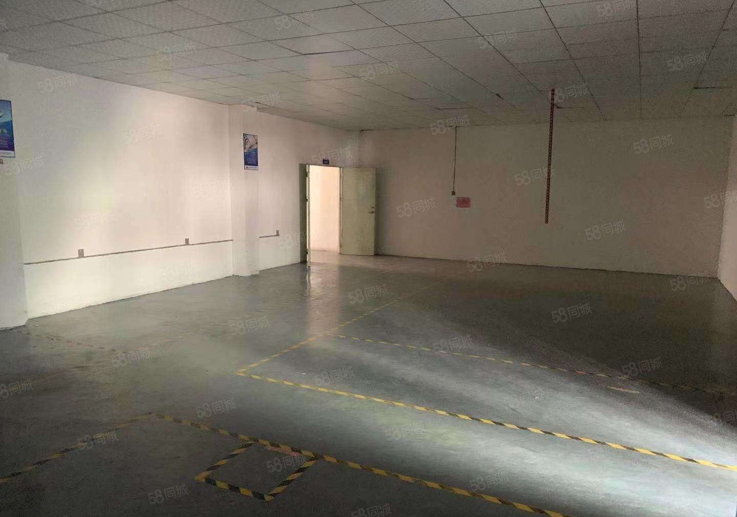 黄江镇中心（实量面积出租）二楼800平方带精装修，价格实惠