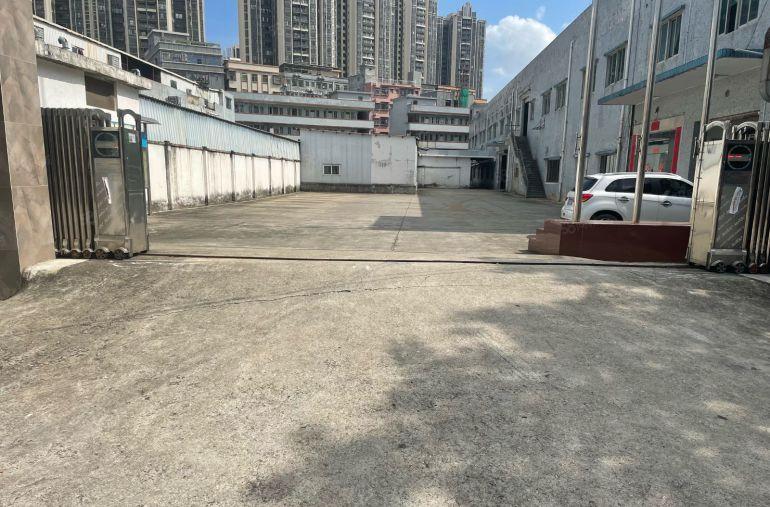 黄江镇中心红本独院7300平低价16块出租包翻新