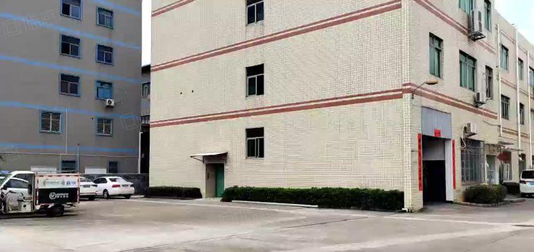 黄江镇高速出口附近 原房东独院6800平实际面积出租 带装修