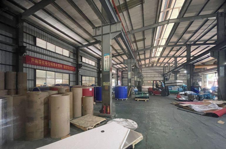 黄江镇临深高速旁1800平钢构12米高有航车现成办公宿舍