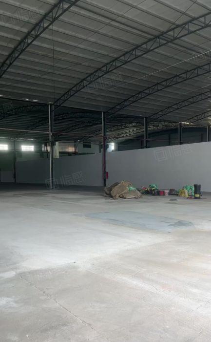 黄江靠深圳新出滴水9米带牛角钢结构5300平方厂房出租