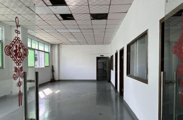 10元！黄江靠深圳楼上1200平带装修厂房仓库出租