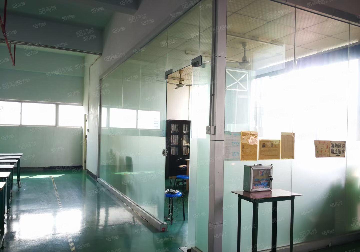 黄江镇龙见田村原房东带装修2楼1600平房厂房出租