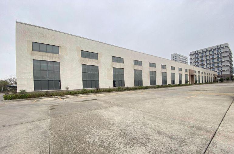 厂房出租  独院 红本11米高 长度160米  适合注塑五等