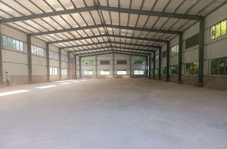 黄江镇梅塘小独院，钢构1800平，实际面积高度9米，形象好