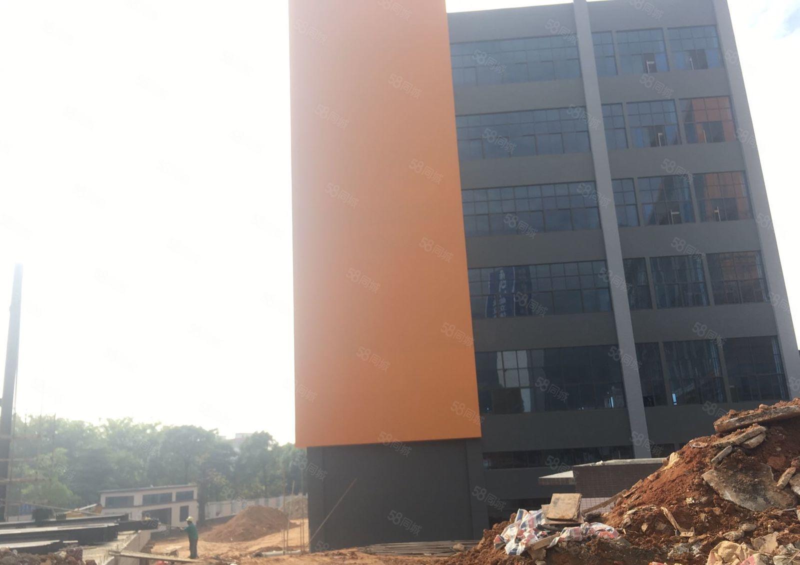 东莞市临深镇区原房东，全新独院厂房出租，形象好，证件齐全。