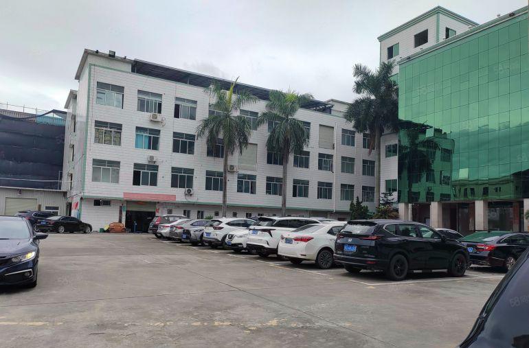 黄江镇刁朗村标准一楼厂房1400，交通方便，位置好招工