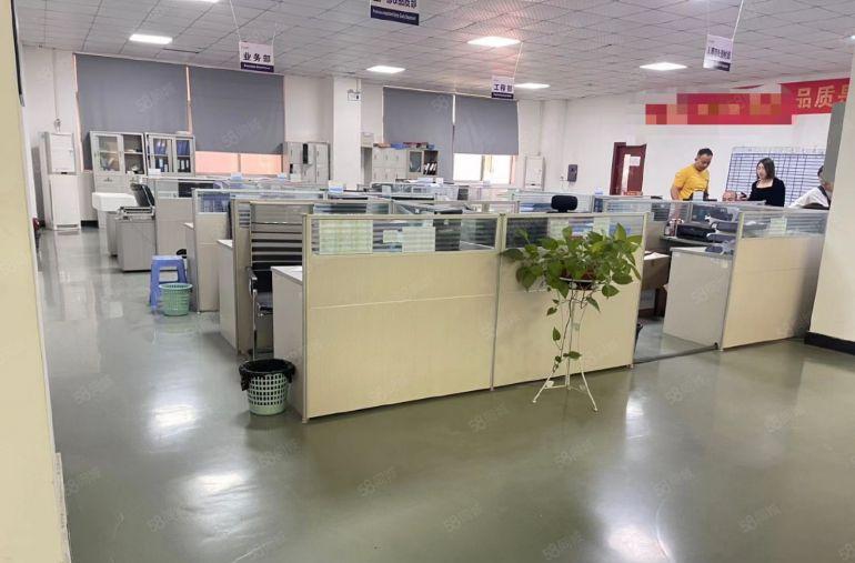 黄江星光靠光明新出原房东楼上3000平厂房仓库出租，拎包生产