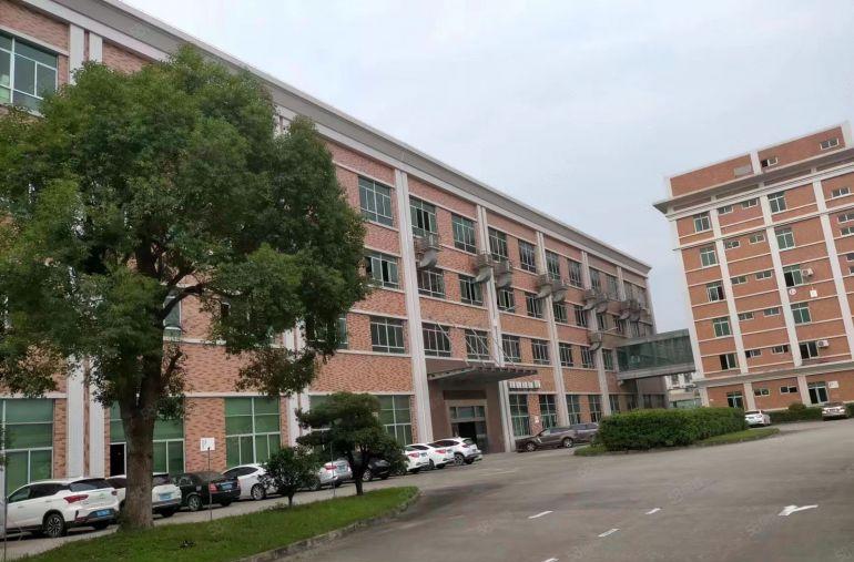 价格可面谈，黄江原房东带红本2000平厂房出租，可办环评