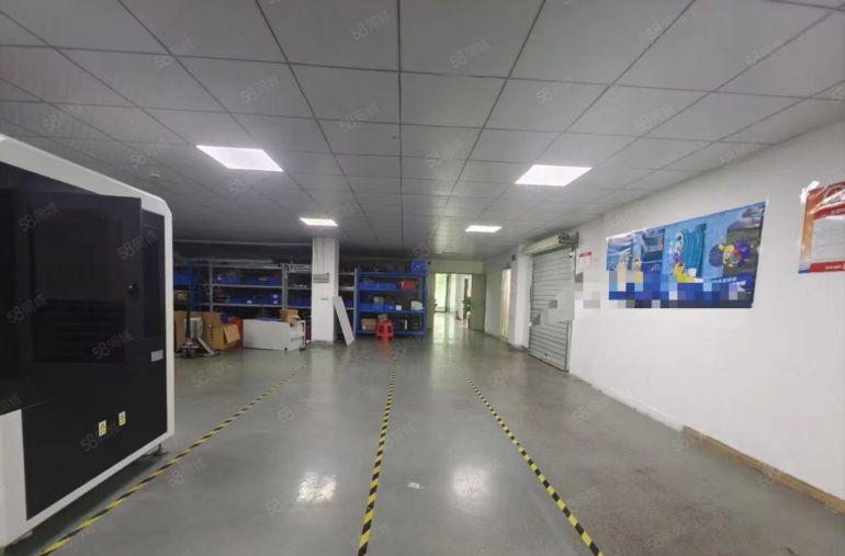 黄江镇星光村工业园区内分租三楼3000平可分租现成装修水电齐