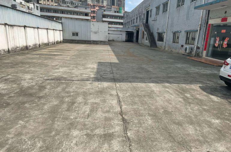 黄江镇中心红本独院7300平低价16块出租包翻新