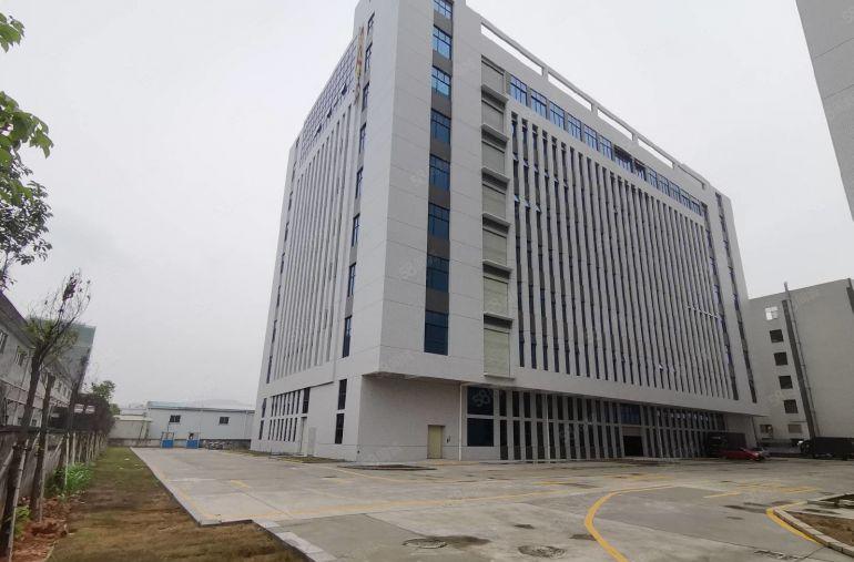 黄江星光村星峰路2号原房东全新厂房24000平出租 可分租