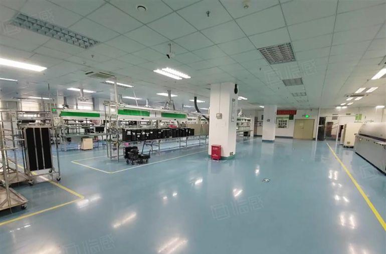 黄江近深圳新空楼上精装修3500平，可做电池无转让费低价出租