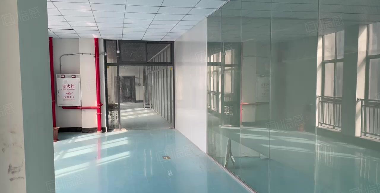 黄江镇临深工业区厂房低价出租1500平现成装修