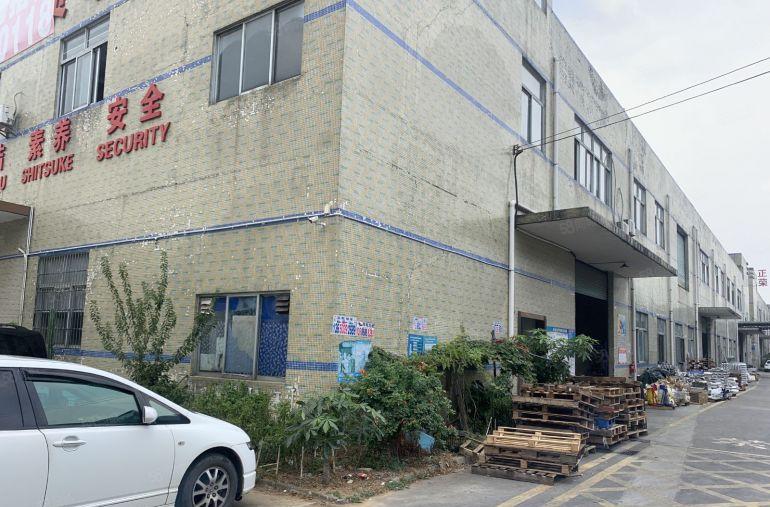 大岭山国道边标准一楼厂房1300平20元二楼2000平13元