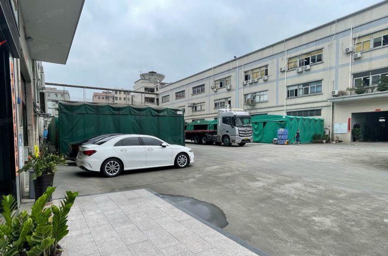 大岭山镇原房东靠松山湖厂房出租洁净车间可办环评精装修拎包生产