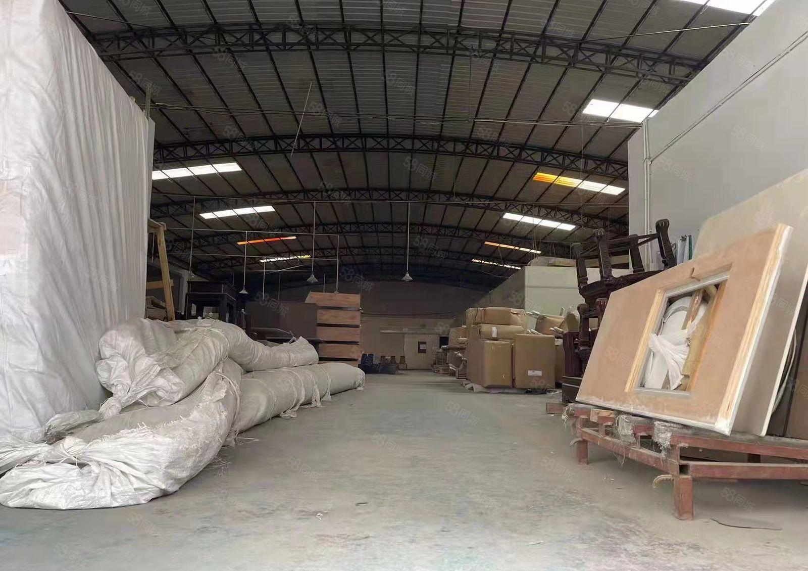 大岭山厚大路旁，1000平单一层厂房出租，精装修，水电到位