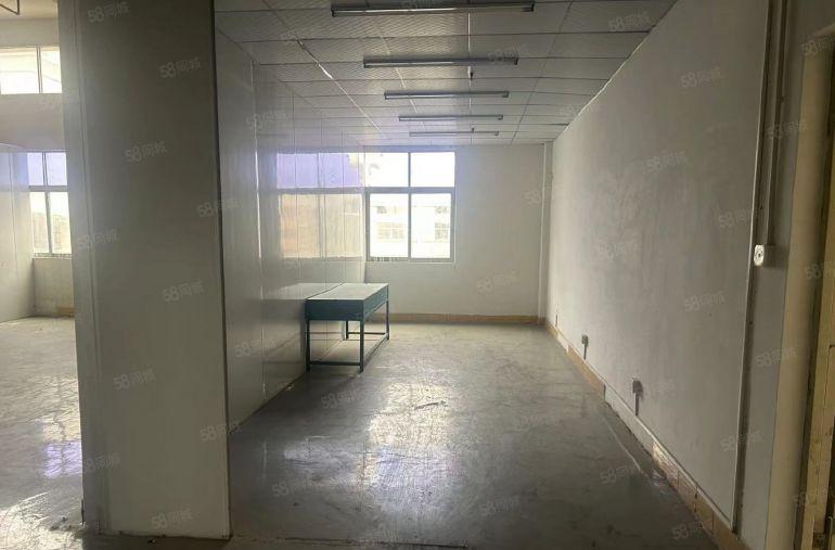 大岭山本地房东红本标准7500平三层经典独院厂房出租