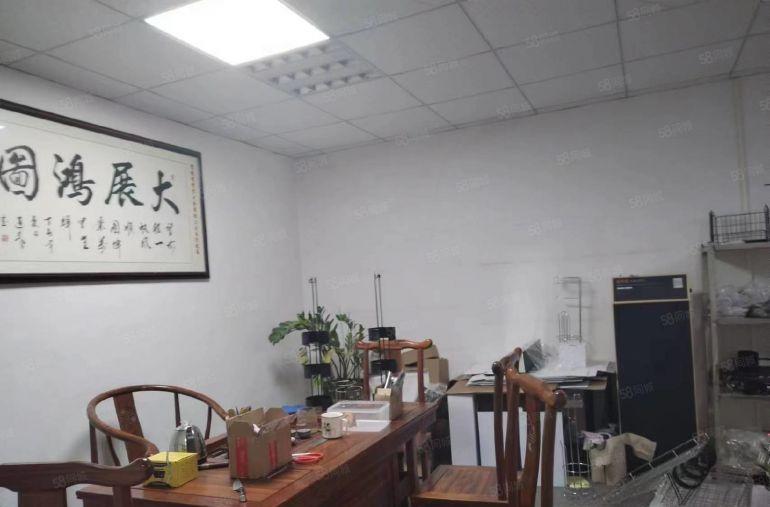 带办公室装修 大岭山出租厂房仓库800平  可办环评可分租