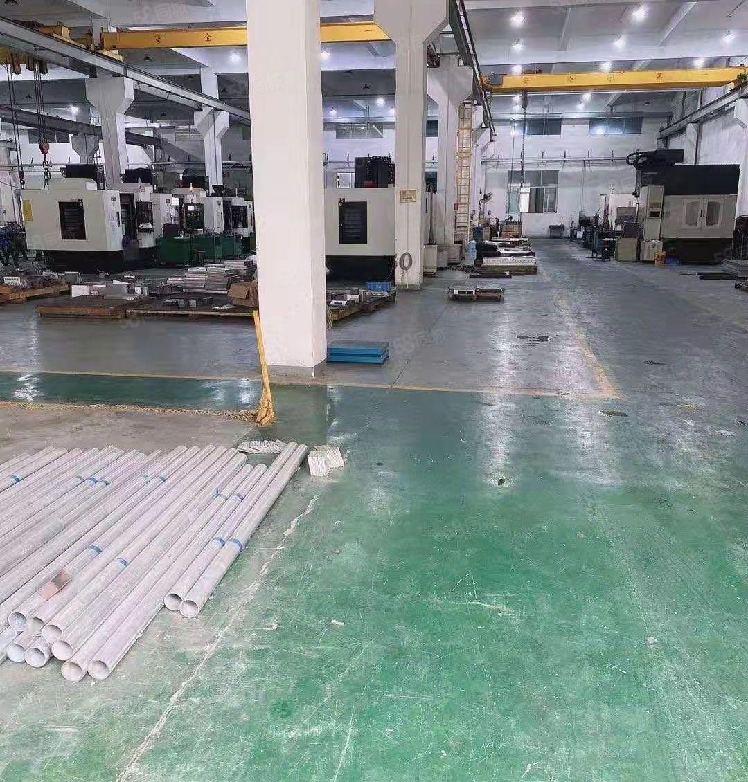 大岭山杨屋空出一楼1800平8米高带航车办公室装修厂房出租