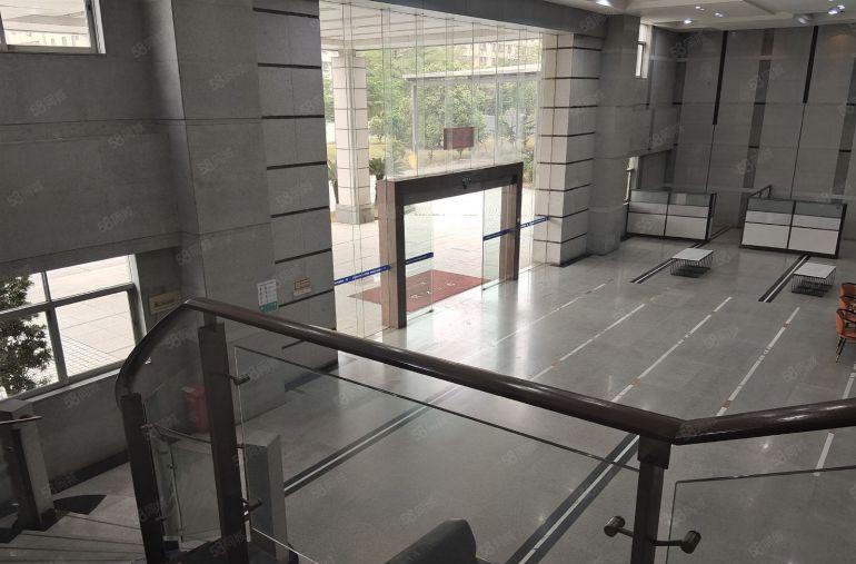 大岭山杨屋红本高新产业园53000平米，可分租，可办环评