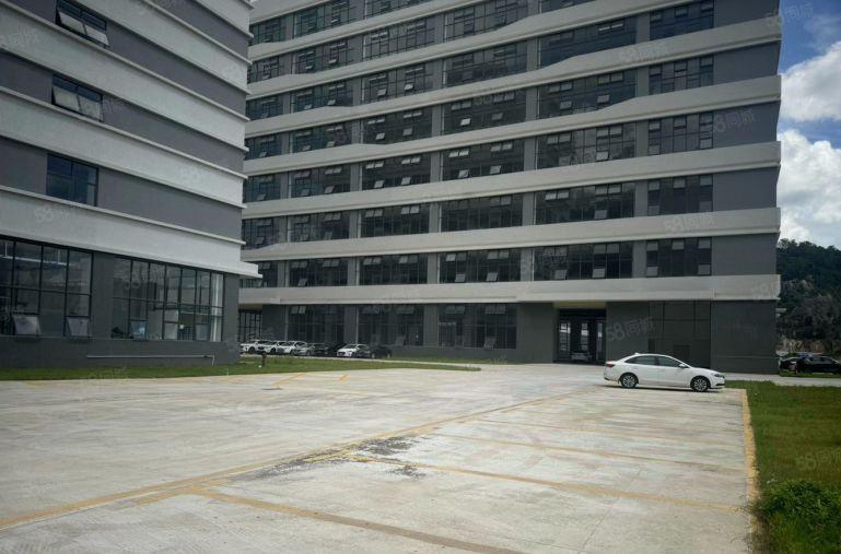 大岭山独院厂房，玻璃幕墙形象好，工业用地，一手房东低价出租